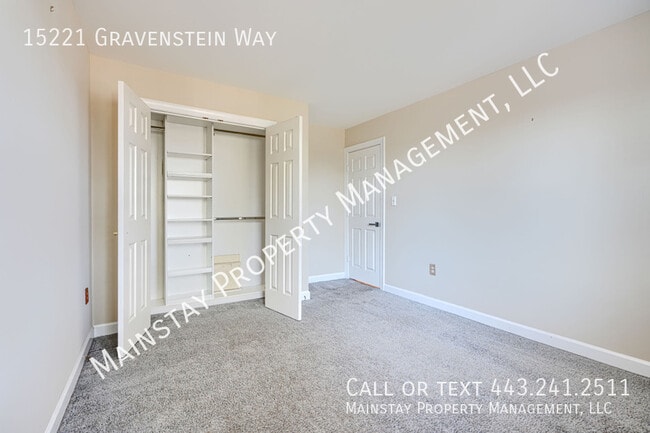 Building Photo - 15221 Gravenstein Way