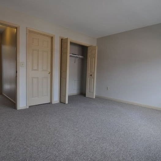 Building Photo - 206 Roundhouse Ct