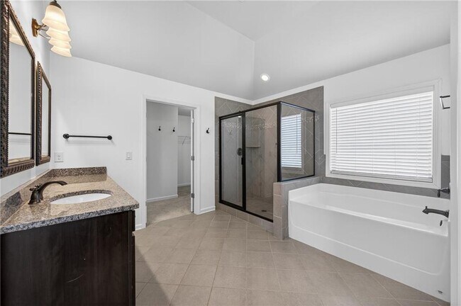 Building Photo - 7445 Oldbury Pl