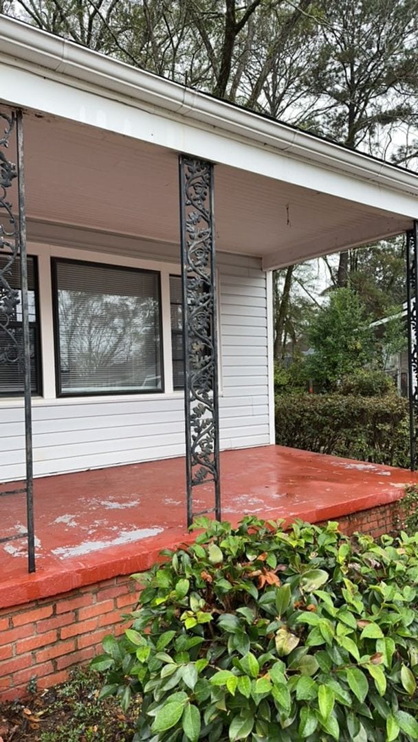 Building Photo - 204 Thames St