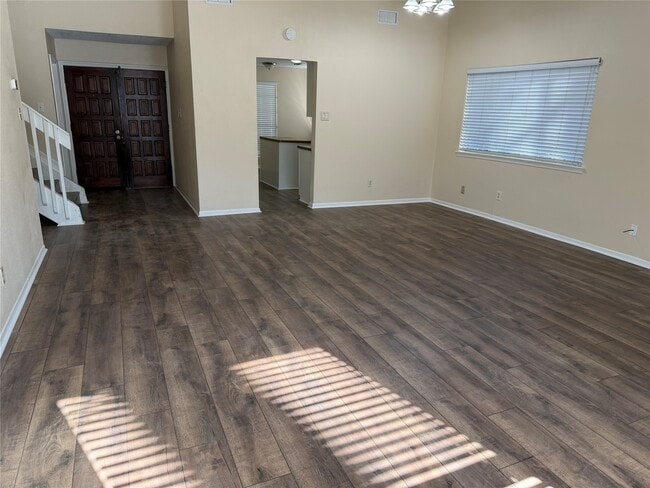 Building Photo - 9 Dewthread Ct