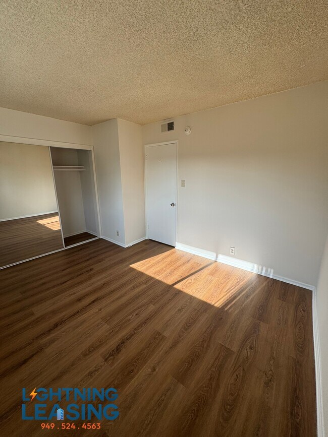 Building Photo - 4737 Orion Ave