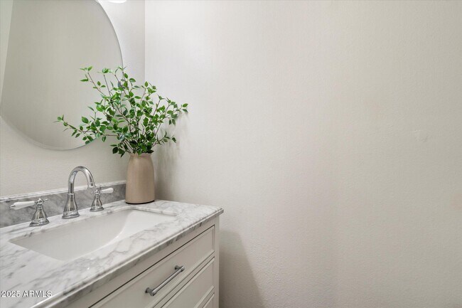 Building Photo - 8447 E Montebello Ave