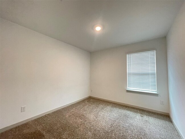 Building Photo - 8107 Sugar Cane Ln
