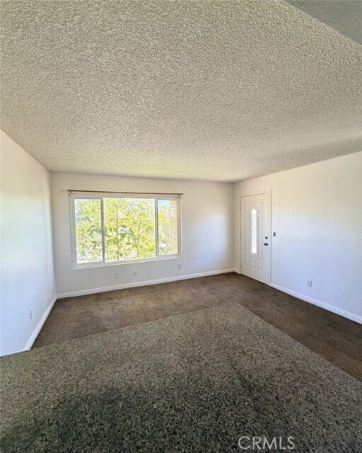 Building Photo - 8026 Juniper Ave