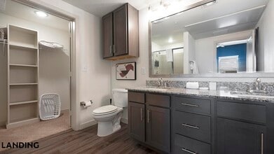 Building Photo - 2825 Main St