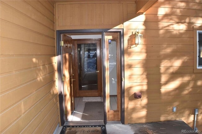 Building Photo - 14540 Rosholt Loop