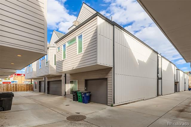 Building Photo - 3411 Albion St