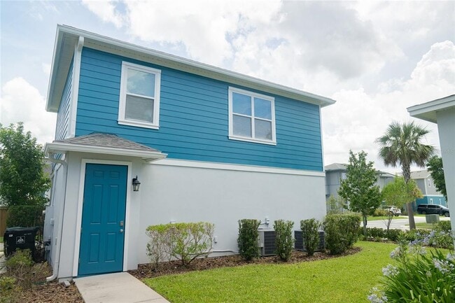 Building Photo - 13087 Salk Way