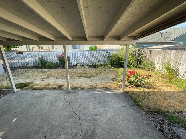 Building Photo - 1472 Hunter Ave N