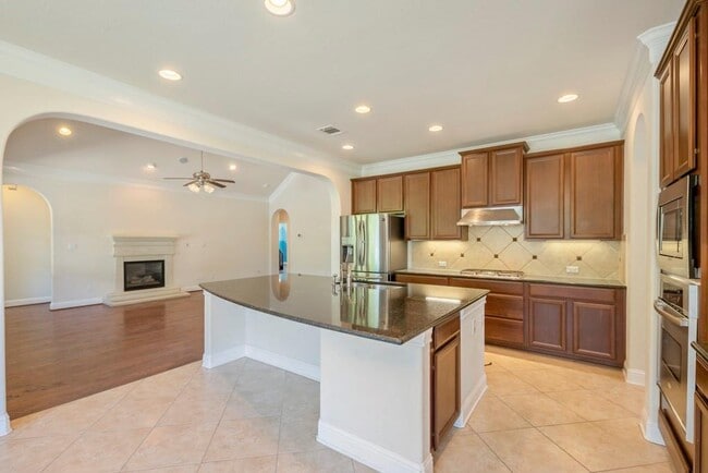 Building Photo - 11812 Mira Vista Way