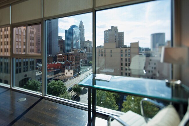 Building Photo - 100 E Gay St