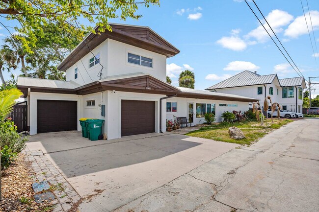 Building Photo - 11560 Dragon Point Dr