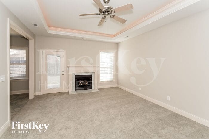 Building Photo - 15 Trellis Cir