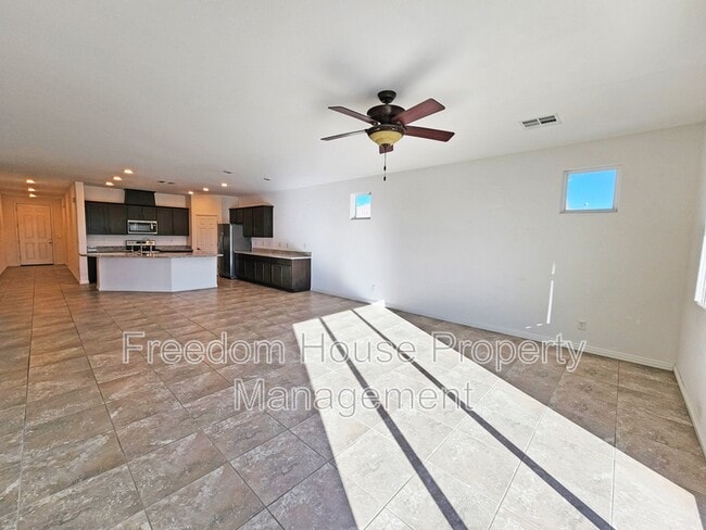 Building Photo - 3543 E Wallowa Dr