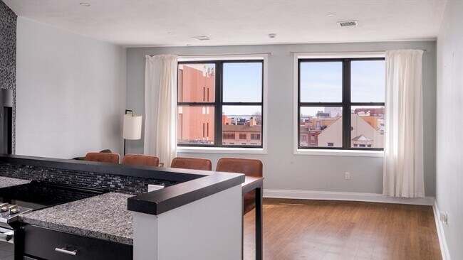 Building Photo - 188 North St