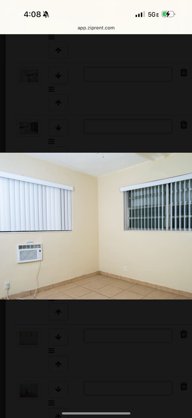 Building Photo - 6133 SW 34th St