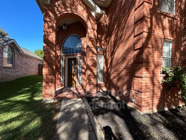 Building Photo - 4805 Misty Ridge Dr