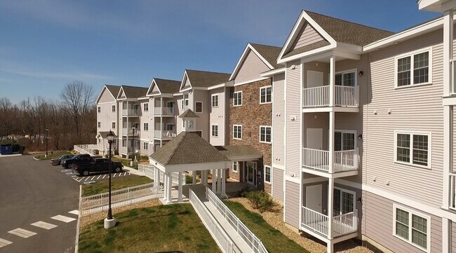 Building Photo - 2 Regency Village Way
