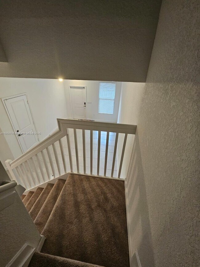 Building Photo - 257 SW 159th Way