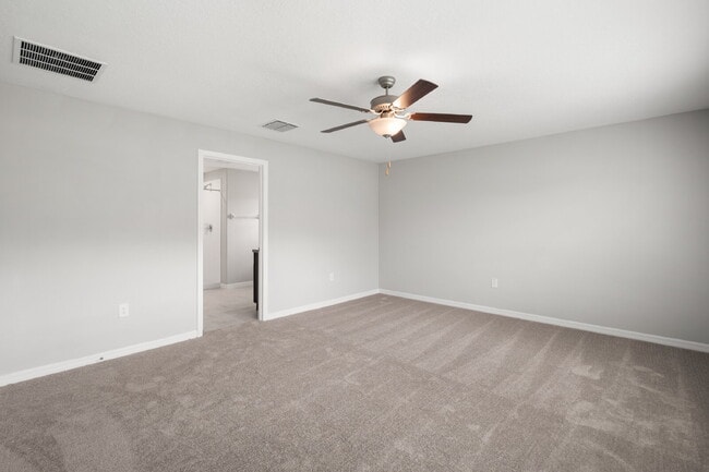 Building Photo - LIKE NEW Home for Rent in Creek Preserve!