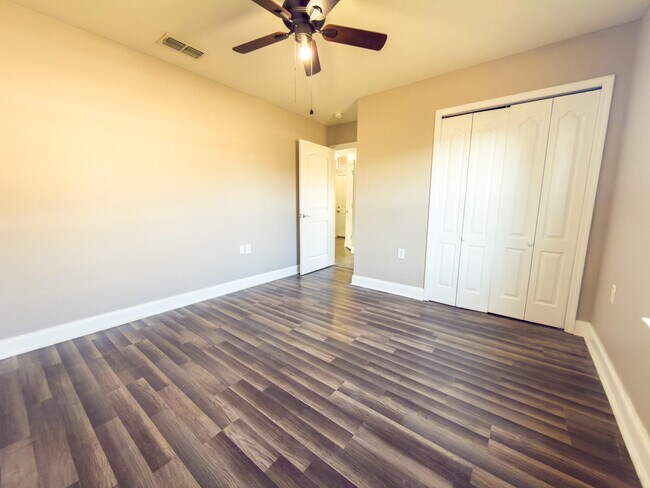 Building Photo - 7971 Herzog Ct