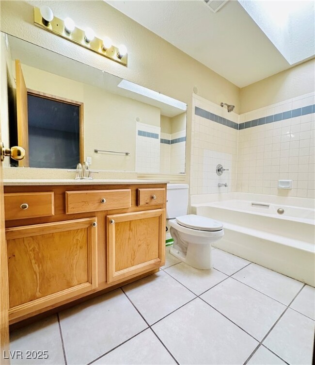 Building Photo - 2977 Juniper Hills Blvd