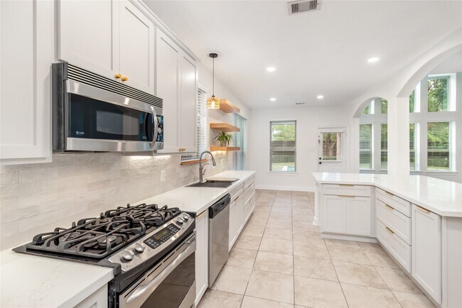 Building Photo - 142 Pinto Point Pl