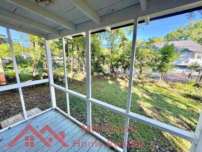 Building Photo - 666 Landis St