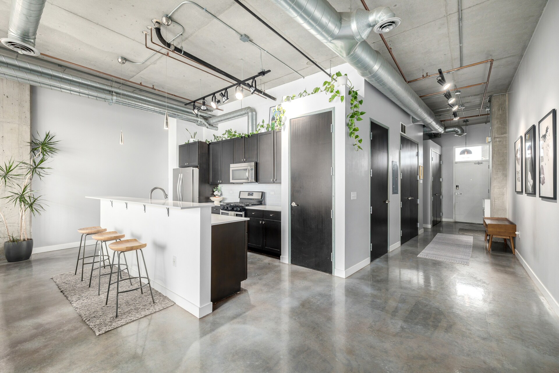 Building Photo - 2899 N Speer Blvd