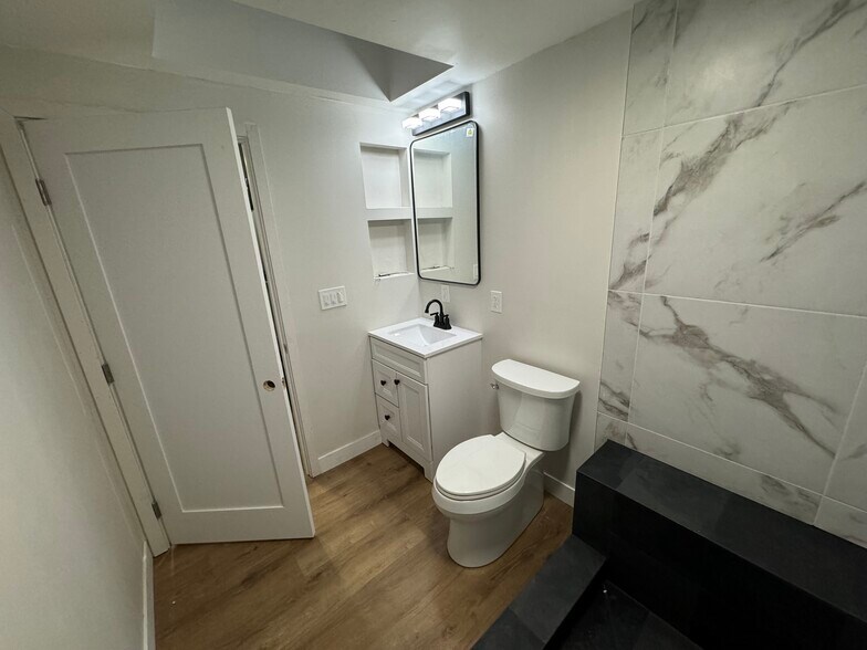 Restroom - 1206 William St