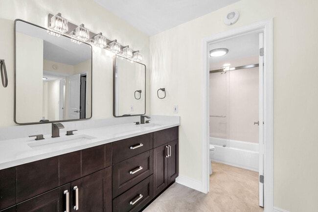 Building Photo - 1000 S Ocean Blvd