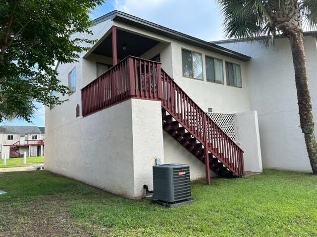 Building Photo - 1309 Airport Dr