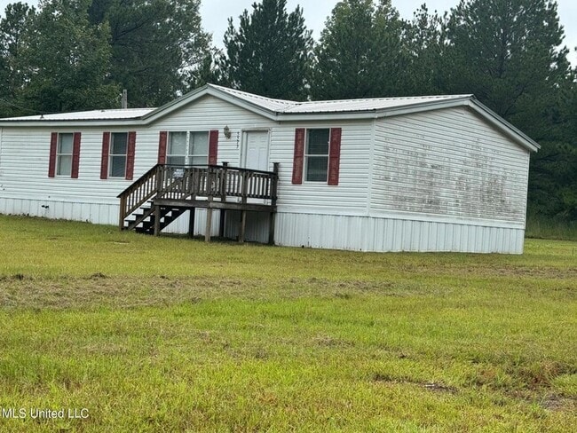 Building Photo - 5575 Robin Wood Rd