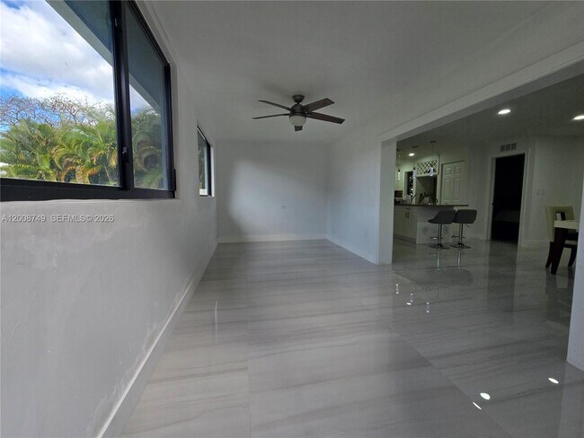 Building Photo - 11578 NW 39th Pl