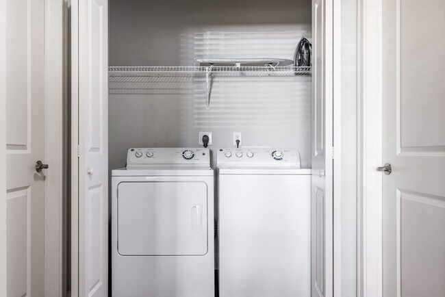 Building Photo - 235 S Delaware St