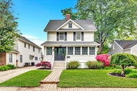 Building Photo - A370 E Main St