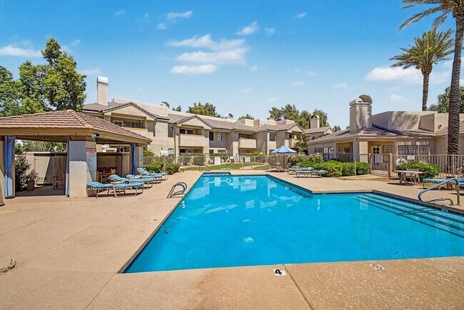 Building Photo - 6885 E Cochise Rd