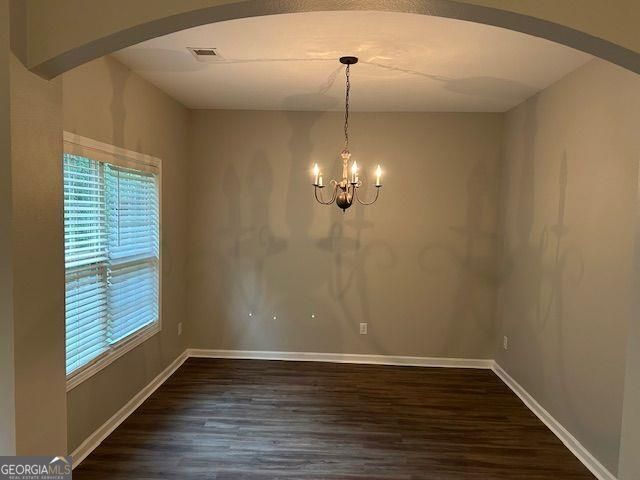 Building Photo - 6905 White Walnut Way