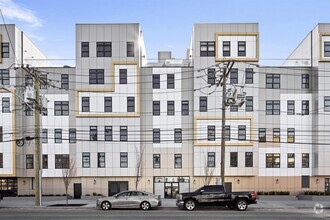 Building Photo - 187 Culver Ave