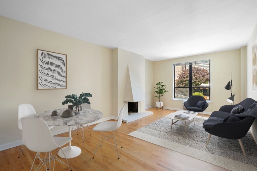 Building Photo - 1425 N Dearborn St