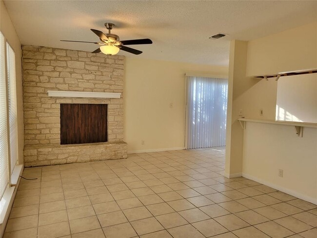 Building Photo - 2804 Bull Run