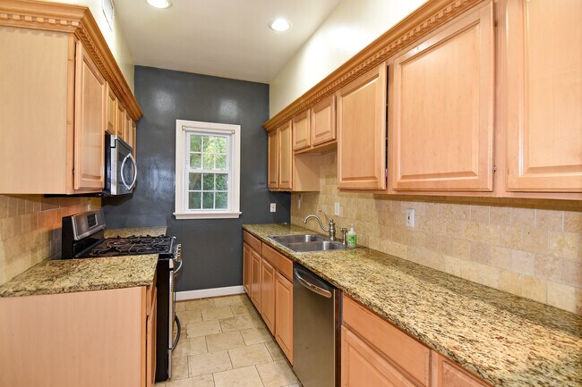 KITCHEN - 4200 River Rd NW