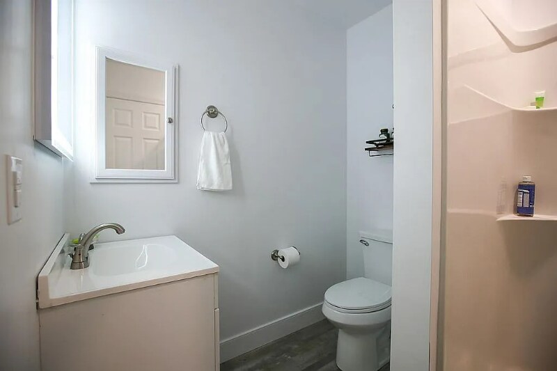 Building Photo - 168 S Winchester Ave