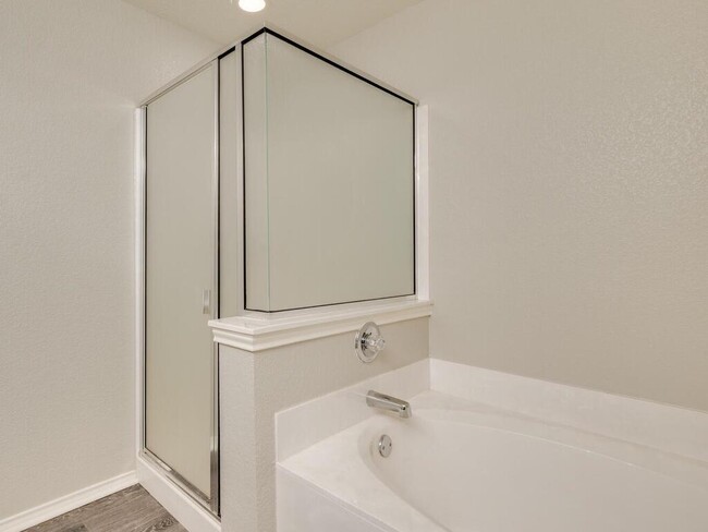 Building Photo - 251 Beech Dr