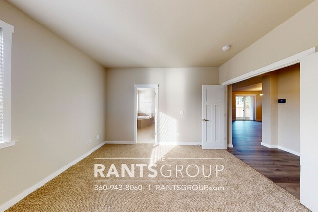 Building Photo - Steilacoom Ridge! Easy I5 Access!
