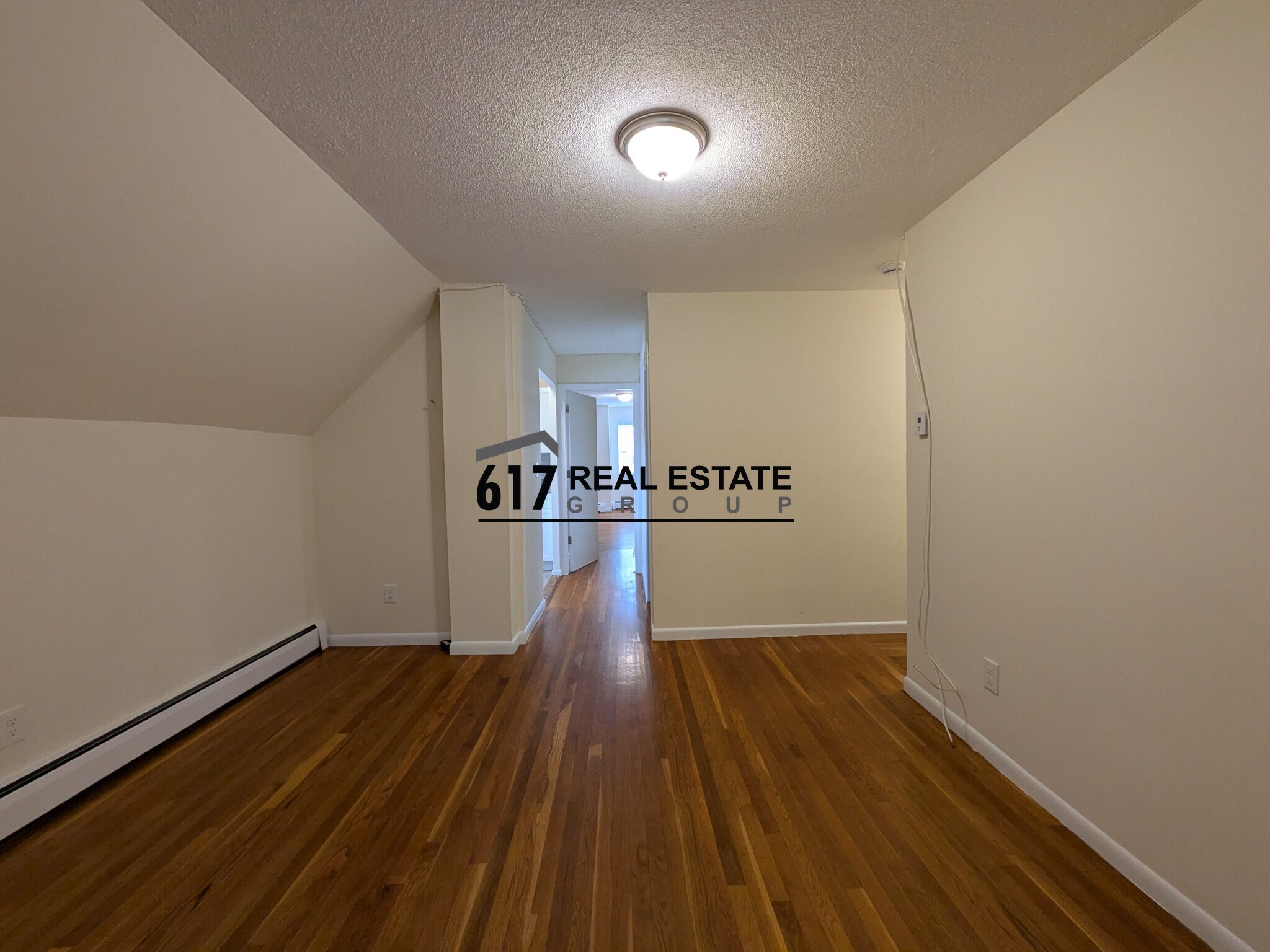 Building Photo - 2018 Commonwealth Ave