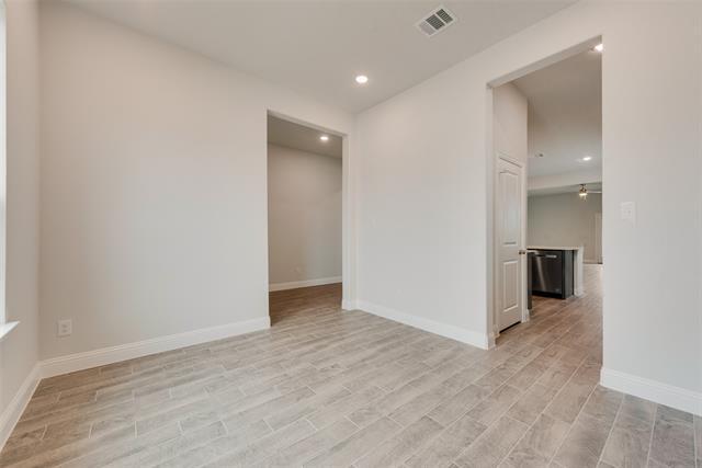 Building Photo - 703 Parrino pkwy