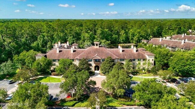 Building Photo - 945 Registry Blvd