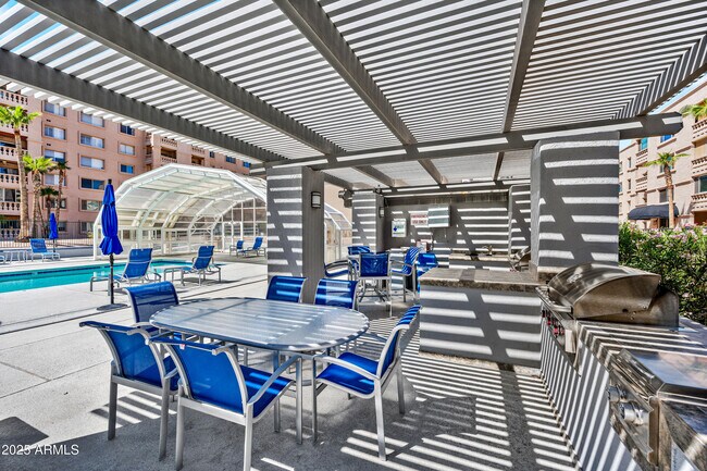 Building Photo - 7940 E Camelback Rd